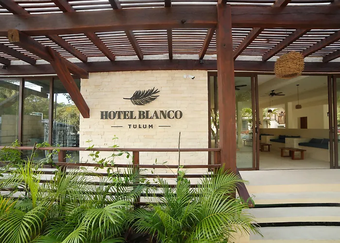 Hotel Living Bloom Concept Hotel Tulum (Adults Only) 3*