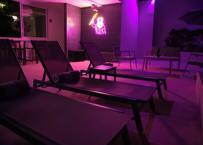 Living Bloom Concept (adults Only)